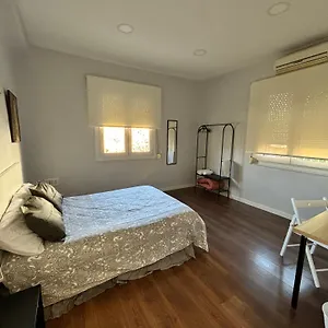 Plaza De La Caleta Habitación en casa particular